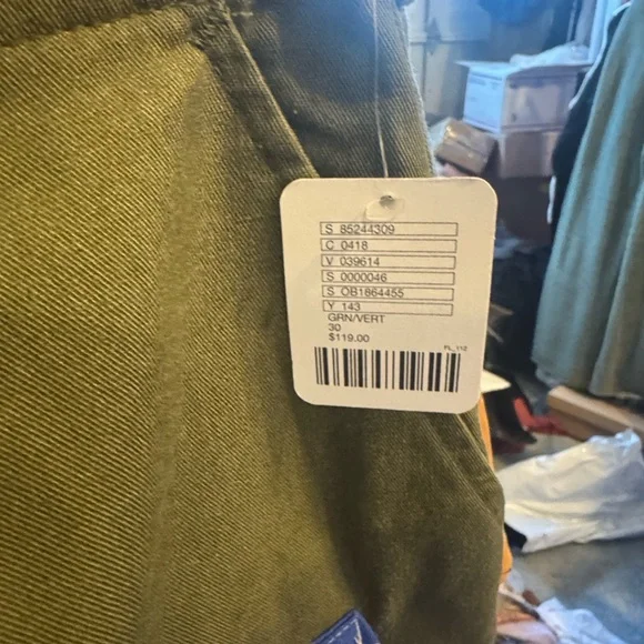 Urban Renewal Remade Embroidered Patched Baker Pant NWT size 30 in olive - Picture 7 of 7